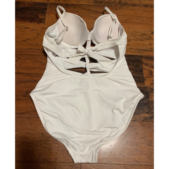 Kenneth Cole New York Monokini - Picture 2 of 3